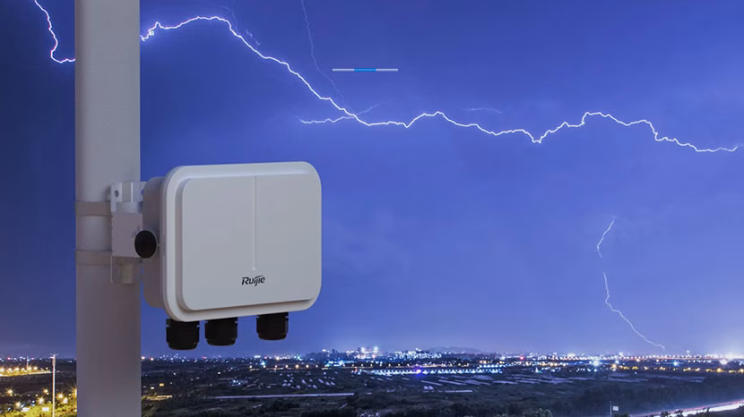 Bộ Phát WiFi 6 Ngoài Trời Ruijie RG-AP680(CD) Chuẩn AX Tốc Độ 2400Mbps | Kết Nối Mạnh Mẽ và Bền Bỉ Cho Ngoài Trời