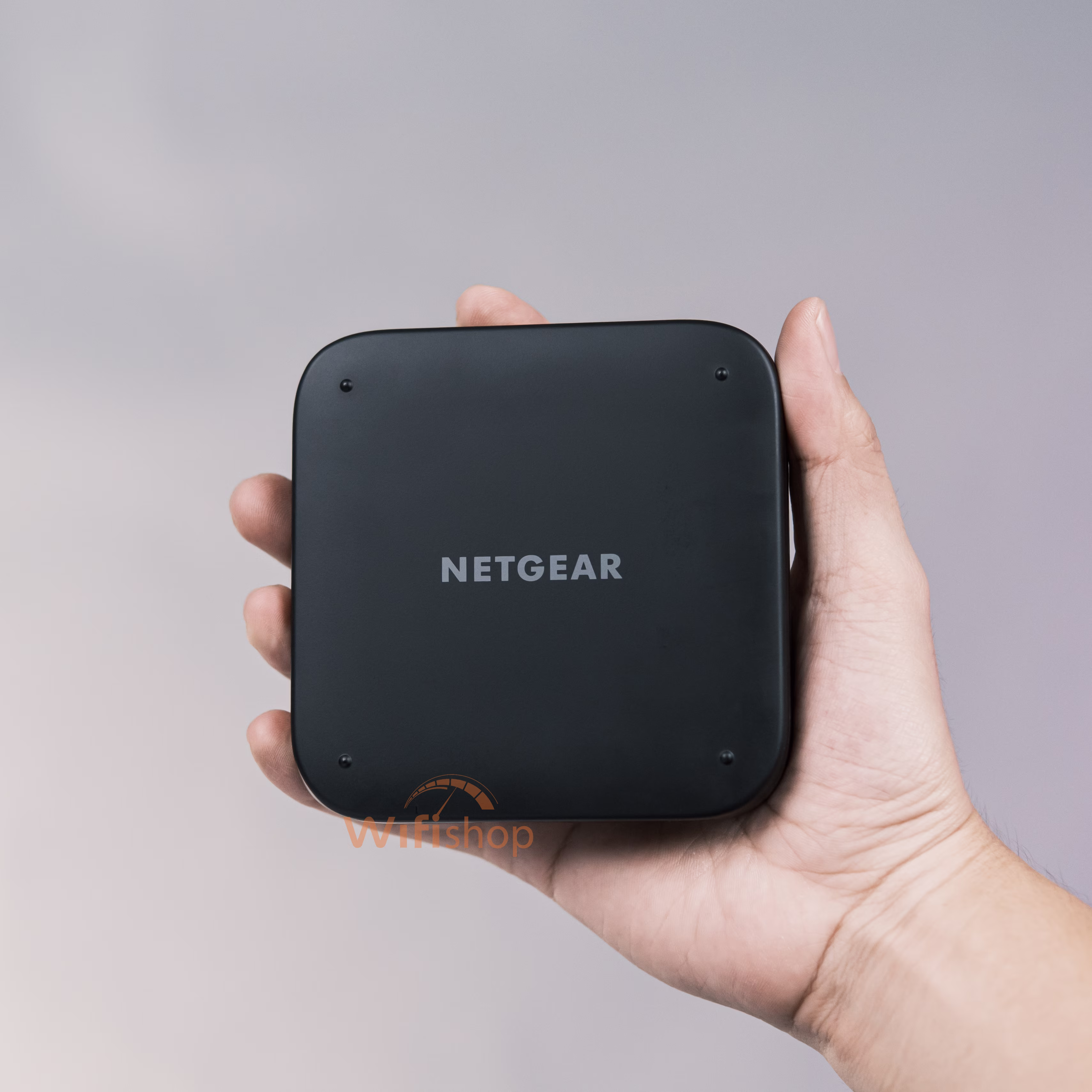 Bộ Phát Wifi 5G Netgear MR6550 (NETGEAR M6 Pro AXE3600)