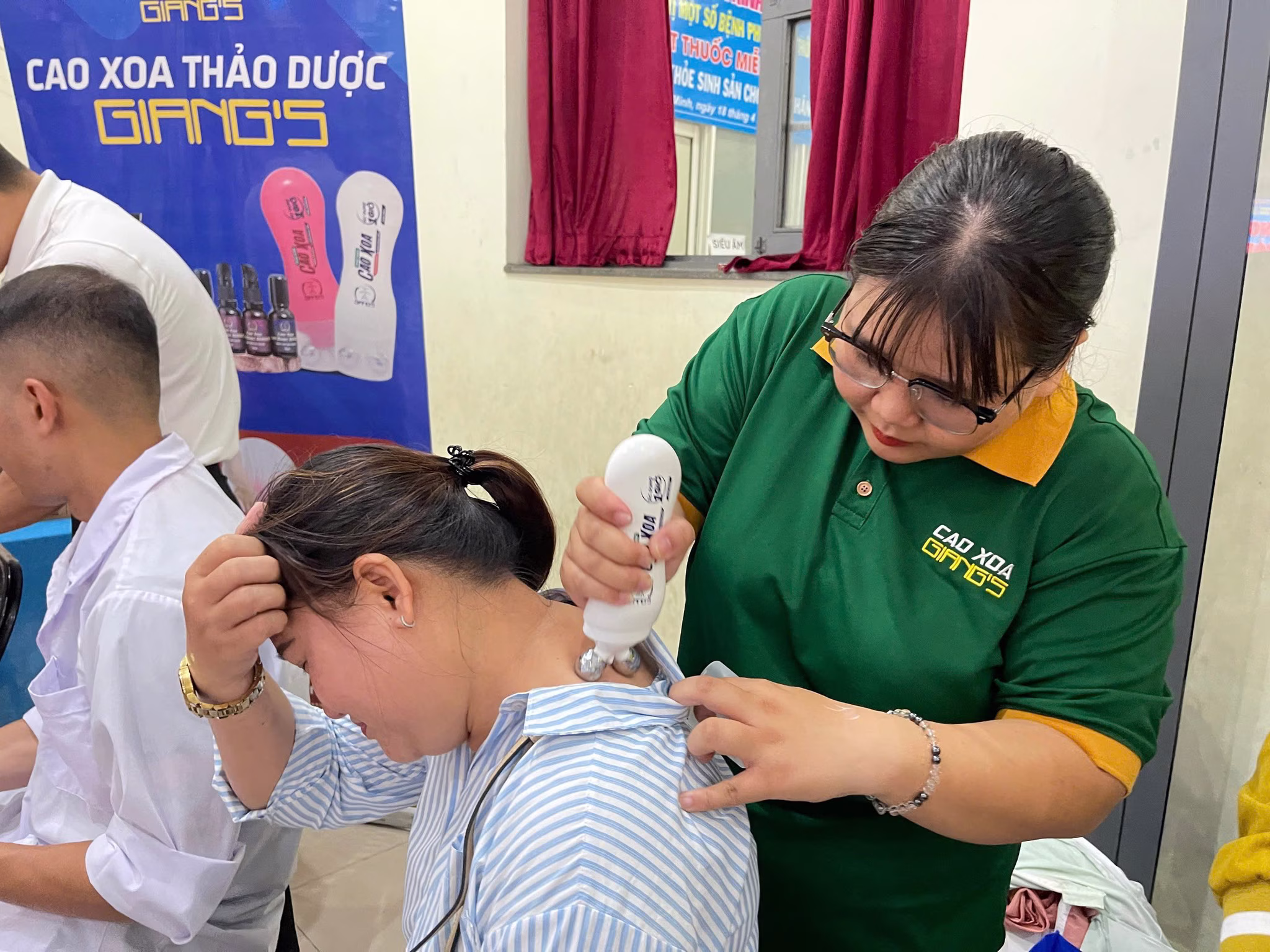 CAO XOA THẢO DƯỢC GIANG'S ĐỒNG HÀNH CÙNG SỨC KHỎE NGƯỜI LAO ĐỘNG