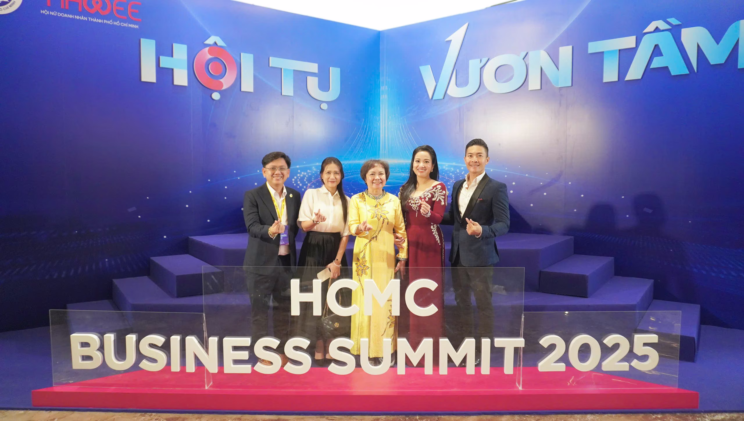 HÀNH TRÌNH GIAO LƯU DOANH NGHIỆP CỦA GIANG'S