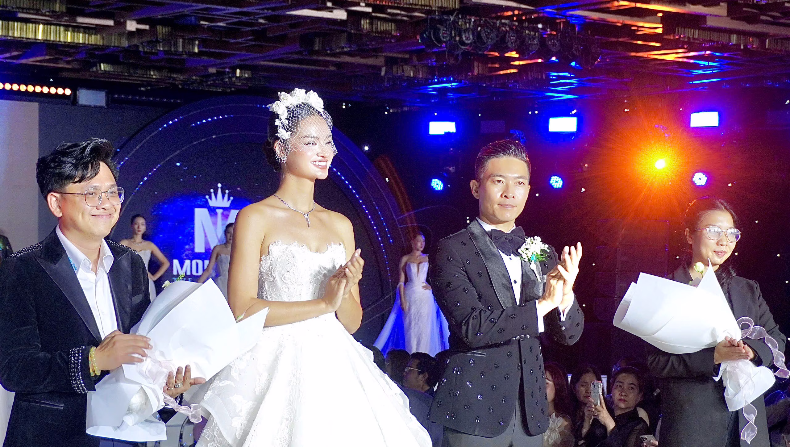 HÀNH TRÌNH GIAO LƯU DOANH NGHIỆP CỦA GIANG'S