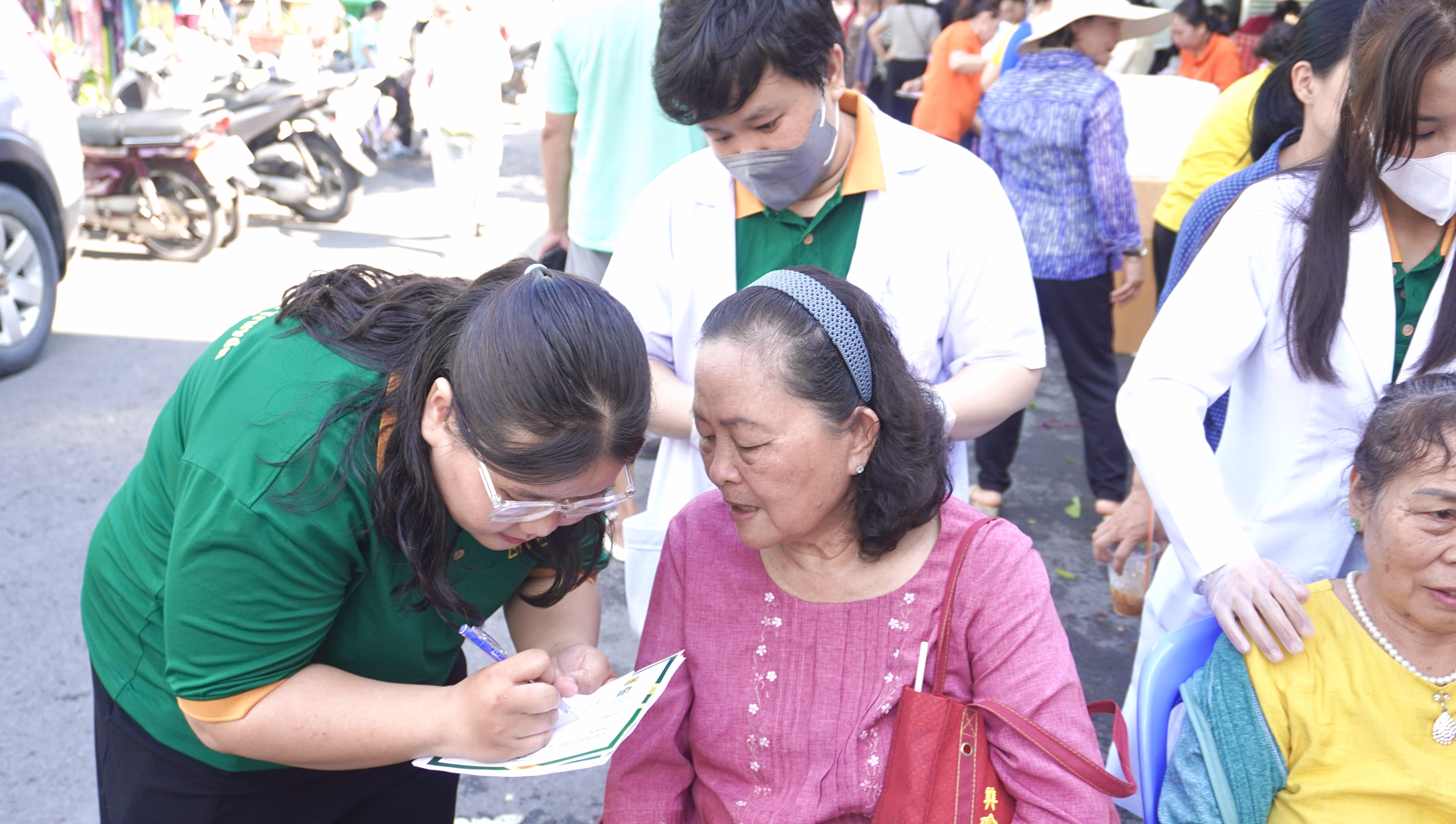 GIANG’S CARE CÙNG PHỤ NỮ SỐNG KHỎE - SỐNG AN VUI